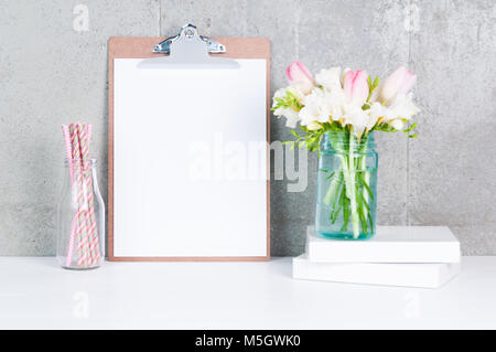 Desk Top, feminin, Blumen, Frühling, frisch, ziemlich Stockfoto