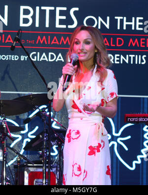 Miami Beach, FL, USA. 22 Feb, 2018. Giada De Laurentis im South Beach Wine & Food Festival - Tag 2 - Italienische Barilla Bissen auf den Strand am 22. Februar 2018 in Miami Beach, Florida. Credit: Hoo Me.Com/Media Punch/Alamy leben Nachrichten Stockfoto