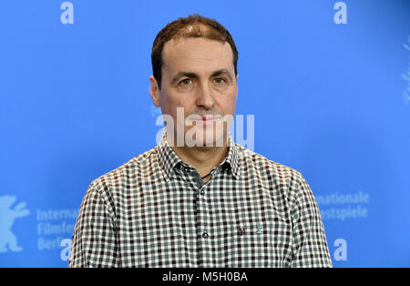 23 Februar 2018, Deutschland, Berlin: Berlinale, Fotosession, "Aga": Regisseur und Drehbuchautor Milko Lazarov. Der Film läuft (außer Konkurrenz) Als Teil der Berlinale. Foto: Jens Kalaene/dpa Stockfoto