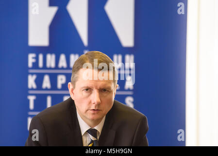 Riga, Lettland, 24. Feb 2018. Pressekonferenz über die Fortschritte in Bezug auf die EZB (Europäische Zentralbank) und FCMC (Finanz- und Kapitalmarktkommission) Entscheidung über ABLV Bank als. in Riga, Lettland Stockfoto