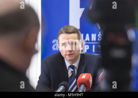 Riga, Lettland, 24. Feb 2018. Pressekonferenz über die Fortschritte in Bezug auf die EZB (Europäische Zentralbank) und FCMC (Finanz- und Kapitalmarktkommission) Entscheidung über ABLV Bank als. in Riga, Lettland Stockfoto