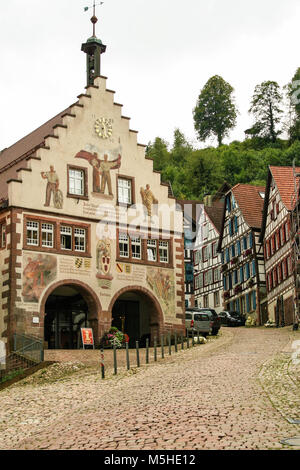 Das Rathaus, das alte Rathaus Symbol für Schiltach, der malerischen Stadt im Schwarzwald, Deutschland. Stockfoto