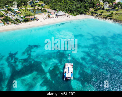 Mystic Kreuzfahrten touristische Katamaran, Turner's Restaurant, Turner's Beach, Picarts Bay, Antigua Stockfoto