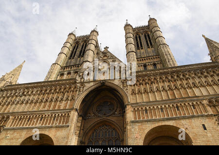 Die Kathedrale von Lincoln. Die Westseite. Stockfoto