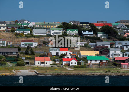 Falklandinseln, East Falkland, Stanley (aka Port Stanley) Blick auf die bunten Häuser von Stanley. Stockfoto
