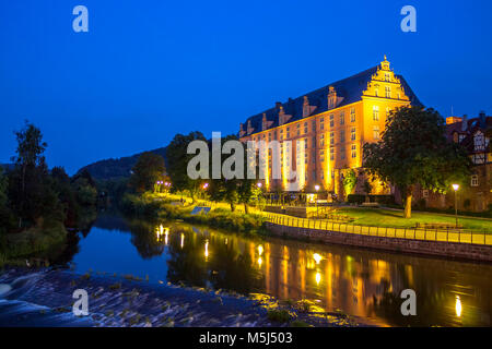 Deutschland, Niedersachsen, Hannoversch Muenden, Welfenschloss Muenden an der blauen Stunde Stockfoto