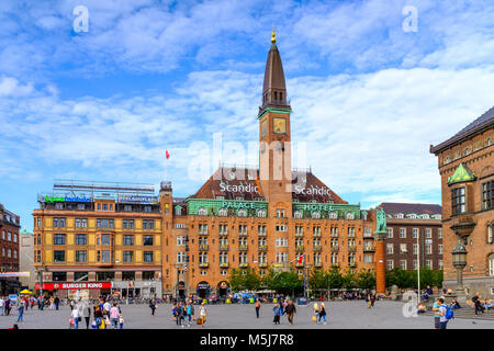 Kopenhagen, Seeland Region/DÄNEMARK - 2017/07/26: Panoramablick auf die Innenstadt mit Rathausplatz Stockfoto