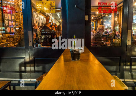 Elvis Saft für Verkauf an den Brewdog Pub, Bristol, Großbritannien Stockfoto