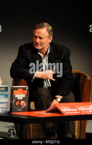 Schriftsteller Ian Rankin, nimmt an Konferenz am Quais du Polar, Lyon, Frankreich Stockfoto