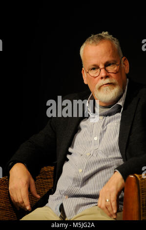 Amerikanische Schriftsteller Michael Connelly nimmt an Konferenz am Quais du Polar Literaturfestival, Lyon, Frankreich Stockfoto