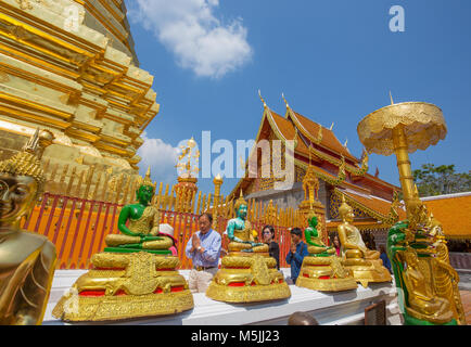 CHIANG MAI, Thailand, 18. Februar 2017 - Wat Phra That Doi Suthep Tempel, Chiang Mai, Thailand Stockfoto