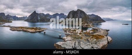 Luftaufnahme von Fischerdörfern in Norwegen Stockfoto