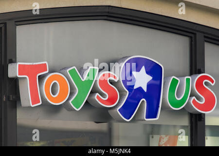 Toys R Us Toy Shop Shop anmelden Logo. Stockfoto