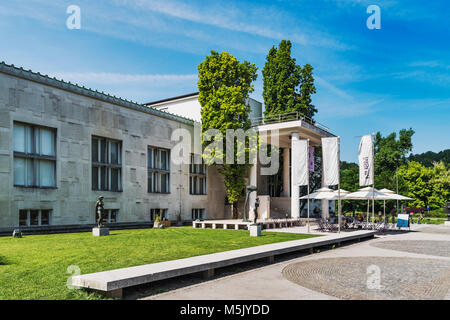 Das Museum für Moderne Kunst (Moderna Galerija) ist in Ljubljana. Das Gebäude wurde 1948 von dem Architekten Edvard Ravnikar, Ljubljana, Slowenien, Eu gebaut Stockfoto