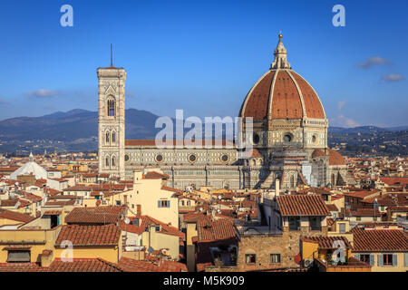 Ansicht von oben auf die Kathedrale von Florenz (Duomo di Firenze) Stockfoto