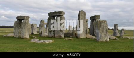 Stonehenge ist eine prähistorische druid Denkmal in Wiltshire, England aus der Jungsteinzeit Bronzezeit. Stockfoto