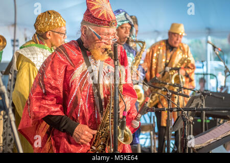 National Folk Festival in Greensboro NC-Sun Ra Arkestra Free Jazz Marshall Allen in Greensboro, North Carolina. Stockfoto