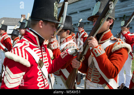 Morgen Inspektion am Fort George Historic Site, Niagara-on-the-Lake, Ontario, Kanada Stockfoto