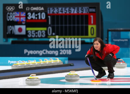 Großbritanniens skipper Eve Muirhead während der Bronze Medaille der Frauen Gleiches an Gangneung Curling Center bei Tag 15 der Winter-olympischen Spiele 2018 PyeongChang in Südkorea. Stockfoto