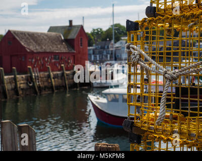 Ein Blick auf die Motiv #1 und Rockport MA Hafen mit Hummer, fallen in den Vordergrund Stockfoto