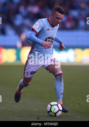 Viigo (Spanien). Spanisch ersten Liga Fußballspiel Celta de Vigo vs Eibar. Celta Jagos Aspas steuert die Kugel während des Celta vs Eibar Fußballspiel am Balaidos Stadion in Vigo, am 24. Februar 2018. Â© Rodriguez Alen Cordon drücken Sie Stockfoto