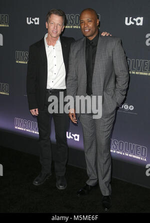 Februar 22, 2018 - Hollywood, Kalifornien, USA - 22. Februar 2018 - Hollywood, Kalifornien - Greg Kading, Daryn Dupree. Die USA Network'' Ungelöst: Die Ermordung von Tupac & die berüchtigten B.I.G.'' im Avalon Hollywood statt. Photo Credit: F. Sadou/AdMedia (Credit Bild: © F. Sadou/AdMedia über ZUMA Draht) Stockfoto