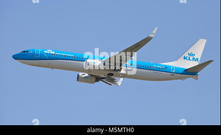KLM Royal Dutch Airlines Boeing 747 in hoher Höhe überqueren das
