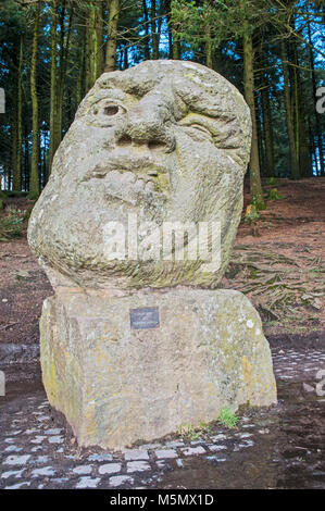 Skulptierter Kopf "Orme Sight" von Thompson Dagnall auf Beacon Fell Country Park Lancashire England UK Stockfoto