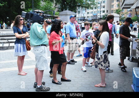 Die Dreharbeiten ein Interview in Manhattan Stockfoto