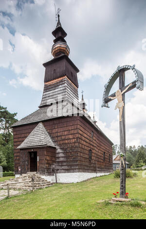 Stara Lubovna, Slowakei. 10. AUGUST 2015. Freilichtmuseum in Stara Lubovna. Ethnographische natürliche Exposition. Kirche Stockfoto