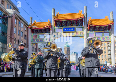 Naden Band der Royal Canadian Navy, chinesische Mondjahr Parade, Chinatown, Vancouver, British Columbia, Kanada. Stockfoto