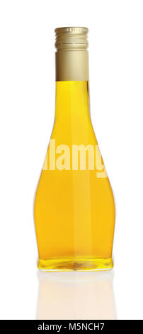 Leinöl in einer Flasche auf weißem Hintergrund Stockfoto