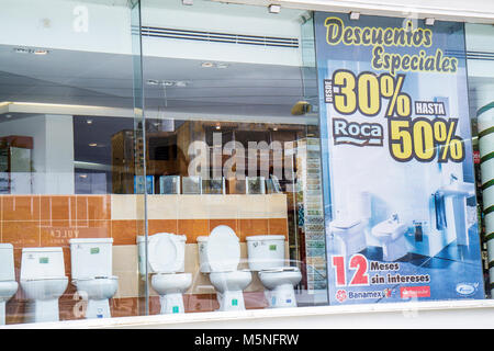 Cancun Mexiko, Mexikanisch, Avenida Tankah, Schaufenster, Schaufenster Verkauf Haus Verbesserung, Umbau, Shopping Shopper Shopper Shop Geschäfte Markt Märkte ma Stockfoto