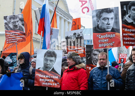 Moskau, der Russischen Föderation - 25. Februar 2018: Opposition März in Erinnerung an die Politiker Boris Nemzow vor 3 Jahren getötet Credit: Sergey Podkolzin/Alamy leben Nachrichten Stockfoto