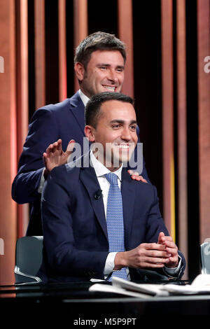 Luigi Di Maio e Alessandro Di Battista Roma 25/02/2018. Trasmissione tv 'Mezz'Ora in Piu' Rom Februar 25 2018. Talk Show 'Mezz'Ora in Piu'. Foto Samantha Zucchi Insidefoto Stockfoto