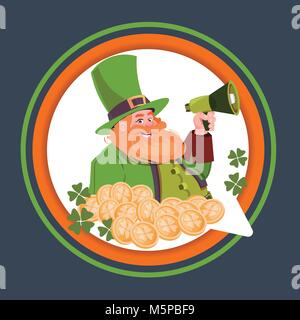 Happy St. Patricks Tag Emblem Aufkleber mit Kobold Holding Megaphon Stock Vektor