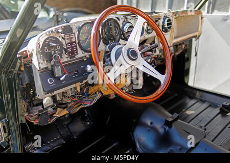 Innenansicht EINES VINTAGE klassischer Luxus Rolls Royce Auto Stockfoto