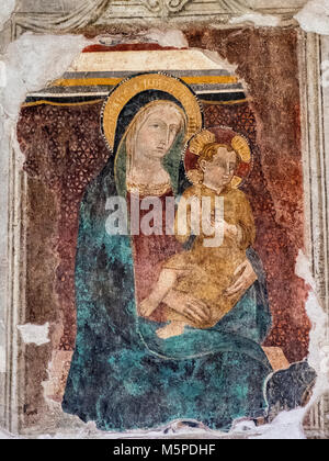 Narni (Terni, Umbrien, Italien): In der mittelalterlichen Kirche Santa Maria Impensole, Fresken von unbekannten mittelalterlichen Maler in den 60er Jahren entdeckten s Stockfoto