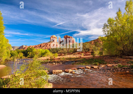 Cathedral Rock, Oak Creek Canyon, in der Nähe von Sedona, Yavapai County, Arizona Stockfoto