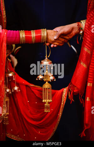 Hochzeit Knoten an hinduistischen Hochzeit Stockfoto