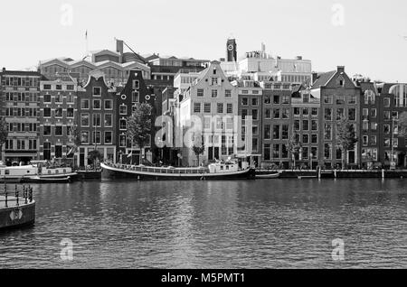 Schwarze und weiße Amsterdamer Stadtbild Stockfoto