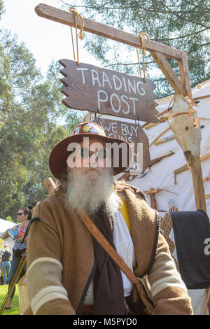 Amerikanischer Milizionäre Mann von der Amerikanischen Revolution Krieg zu einem reenactment Event in Huntington Beach Kalifornien USA Stockfoto