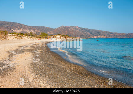 Elafonissi Strand mit rosa Sand auf der Insel Kreta, Griechenland Stockfoto