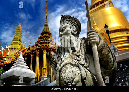 Stein Skulptur im Grand Palace Thailand aus China über 100 Jahre mit dem Boot Stockfoto