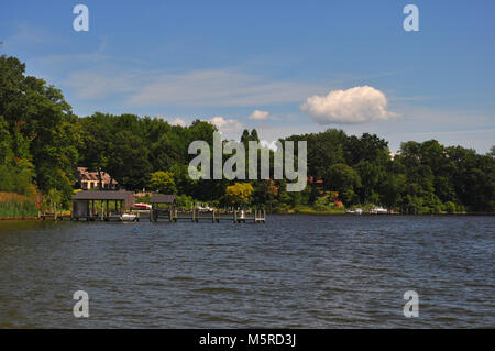 Marina gesäumt mit Yachten in Annapolis Maryland Stockfoto