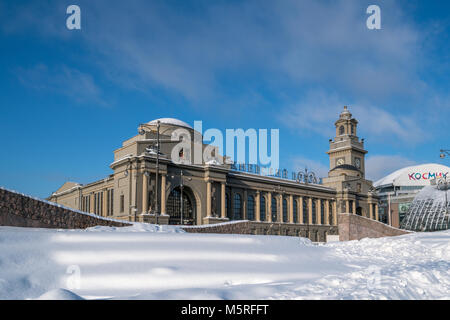 Bau von Kiewski Bahnhof in Moskau, Russland Stockfoto