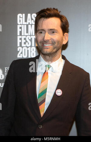 Glasgow, Schottland, Großbritannien. 25. Februar, 2018. Schauspieler, David Tennant auf dem roten Teppich in einem Foto Aufruf für den europäischen Film Premiere von Euch, mir und ihm, an der Glasgow Film Theatre (GFT), Schottland. Sie, Ich und Er ist ein "fizzy Bridget-Jones-Stil tummeln,' und Co-starring sind Faye Marsay und Lucy Punch. Dieses Screening ist Teil der Local Heroes Strand an der Glasgow Film Festival 2018 (GFF), die bis zum 4. März 2018 läuft. Iain McGuinness/Alamy leben Nachrichten Stockfoto