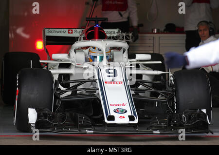 Barcelona, Spanien. 26. Februar 2018. Der Alfa Romeo Sauber von Marcus Ericsson bei den Tests in der barcelona-catalunya Schaltung, am 25. Februar 2018 in Barcelona, Spanien. Credit: Gtres Información más Comuniación auf Linie, S.L./Alamy leben Nachrichten Stockfoto