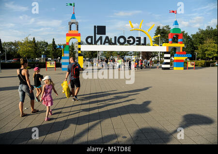 Die wichtigsten Eingang zum Legoland Billund Resort eröffnet 1968 in Billund, Dänemark. August 2015, ist die größte Touristenattraktion in Dänemark © wojciech Str Stockfoto