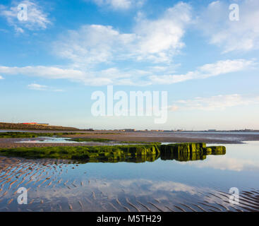 Anzeigen aus England Coast Path auf Seaton Carew Strand in Richtung Hartlepool Landspitze. England. Großbritannien Stockfoto